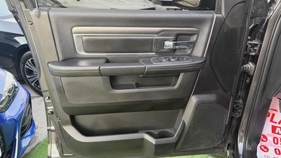 دودج رام هيمي كلاسك 5.7 موديل ٢٠٢٣ خليجي تحت الضمان RAM 1500 Hemi 5.7 Classic 2023 GCC Specs-10