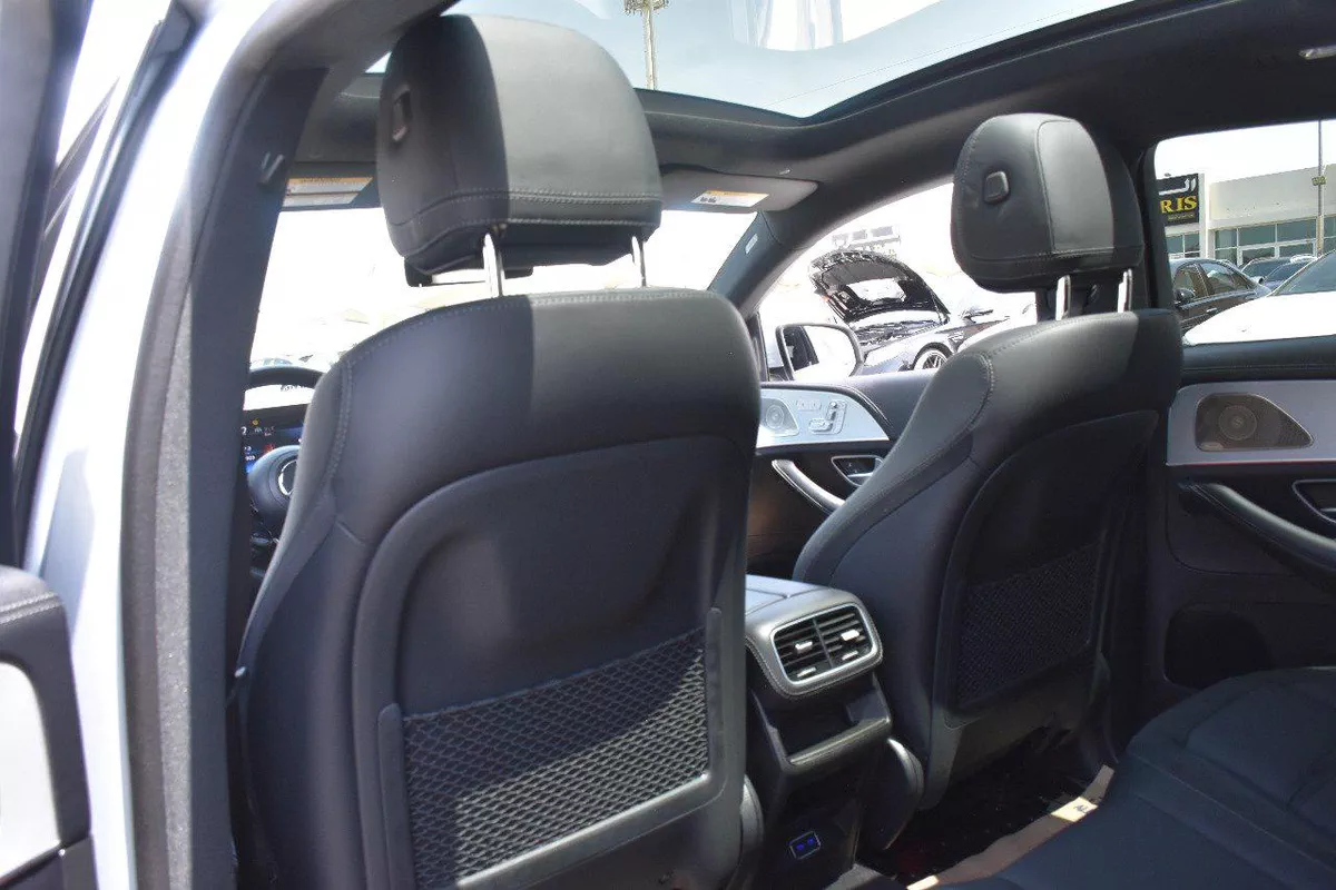 GLE53 AMG COUPE 2024 | IRIDIUM SILVER-1-1