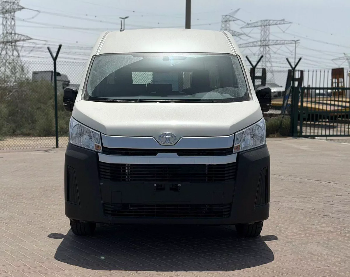 Toyota Hiace  Toyota Haice 3.5L Cargo manual 2026
