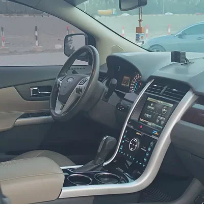 Edge Gulf specification, 2012 model, full option, panoramic sunroof-7