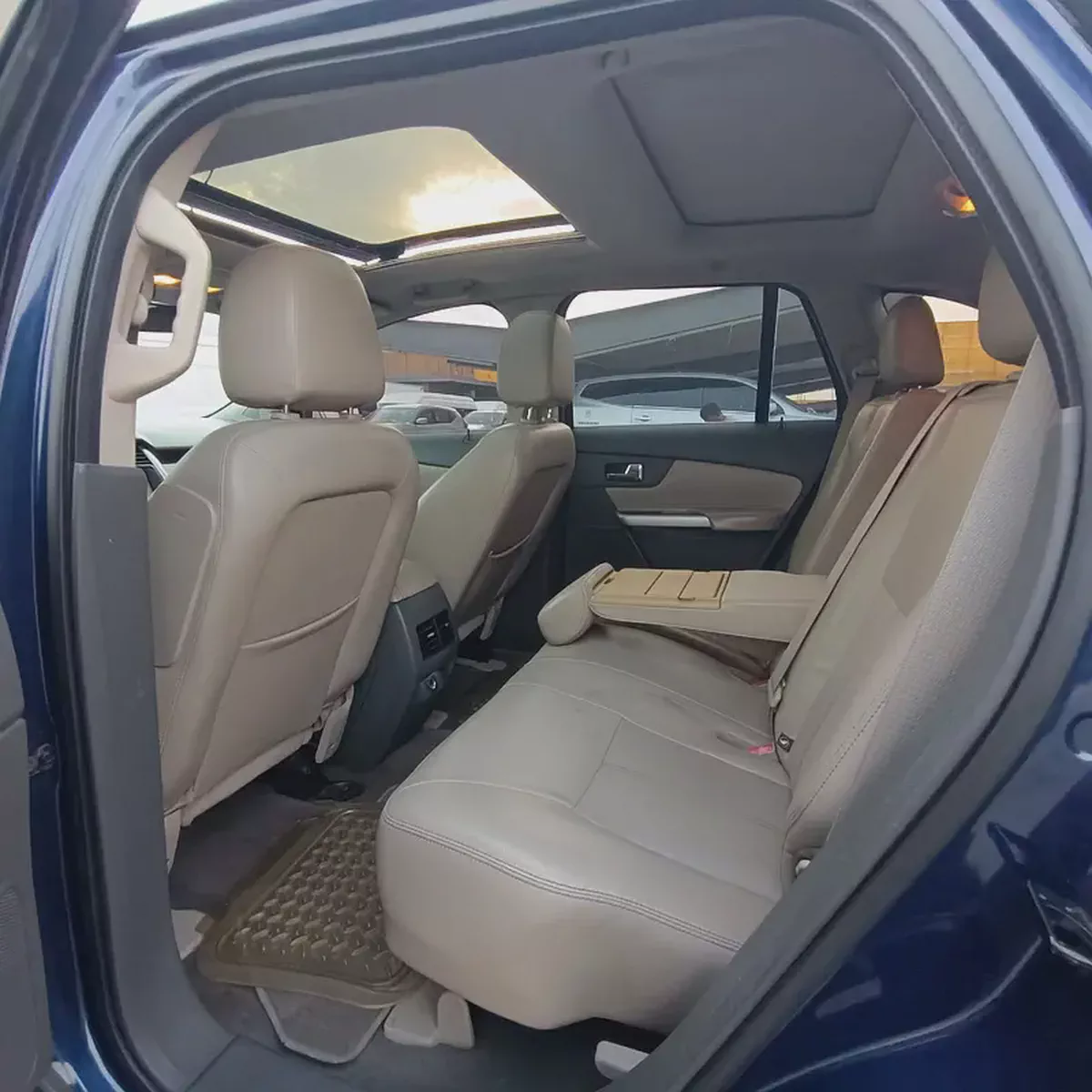 Edge Gulf specification, 2012 model, full option, panoramic sunroof-12-12