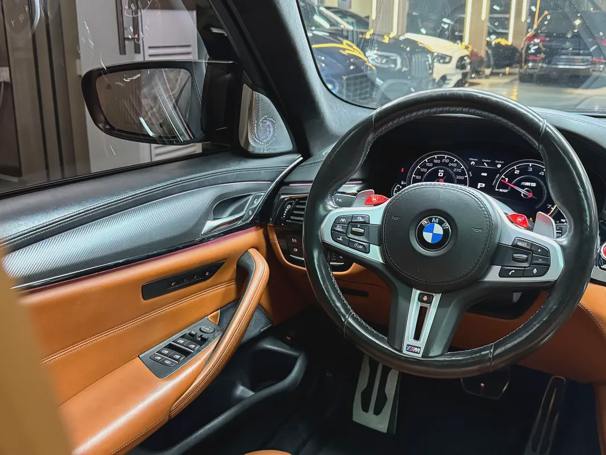 Stunning BMW M5 Competition 2018 | GCC Specs | Low Mileage | Pristine Condition-8-8