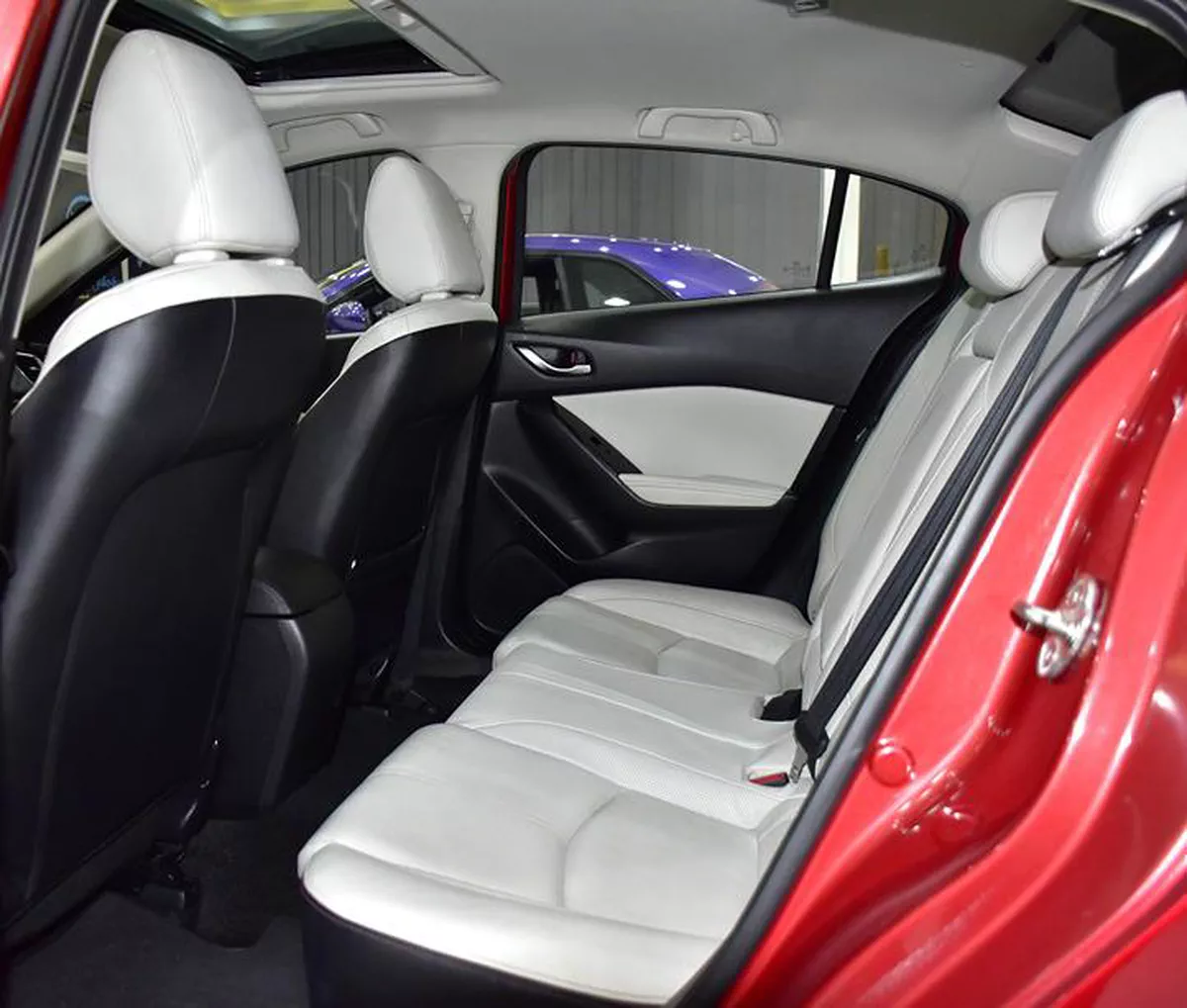 Mazda 3 ( 2017 Model ) in Red Color GCC Specs-7-7