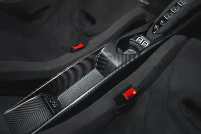 MCLAREN 765 LT SPIDER | FULL CARBON INT/ EXT | HRE FORGED WHEELS | VERY LOW MILEAGE-11
