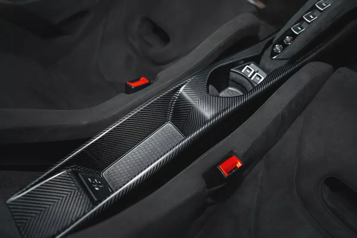 MCLAREN 765 LT SPIDER | FULL CARBON INT/ EXT | HRE FORGED WHEELS | VERY LOW MILEAGE-11-11