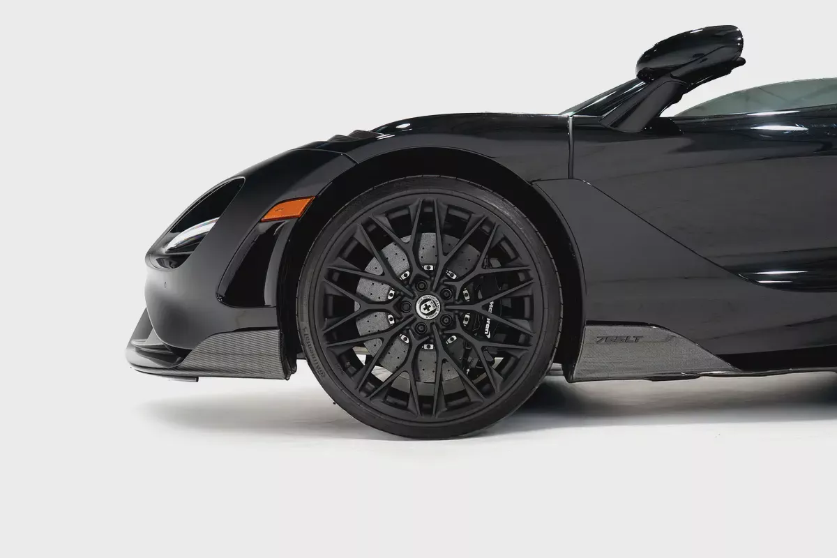 MCLAREN 765 LT SPIDER | FULL CARBON INT/ EXT | HRE FORGED WHEELS | VERY LOW MILEAGE-5-5
