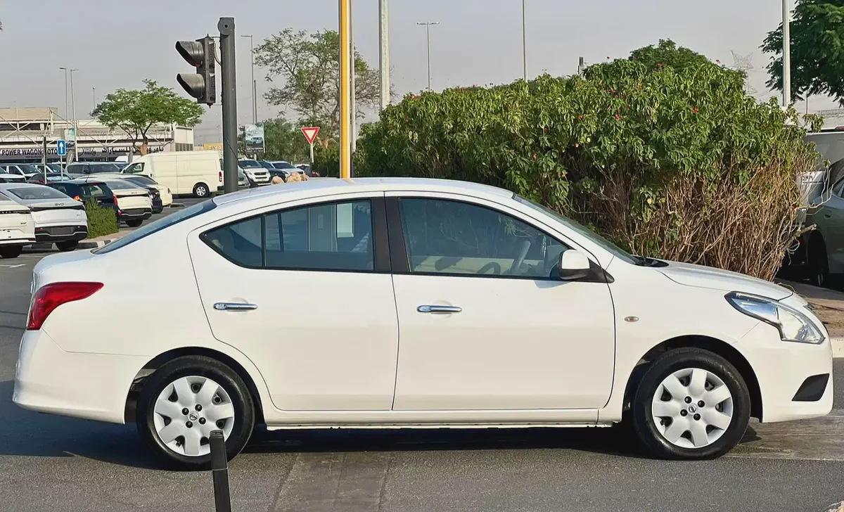 Nissan Sunny 2023 S GCC Specs-5-5