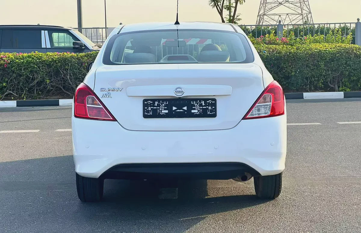 Nissan Sunny 2023 S GCC Specs-6-6