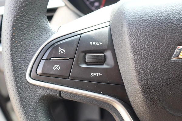 Chevrolet Groove LT - Model 2025 - GCC Specs - Original Paint - including Warranty 2 years