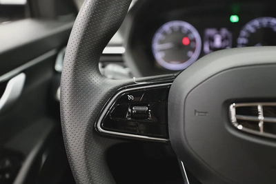 Geely Emgrand GS-12