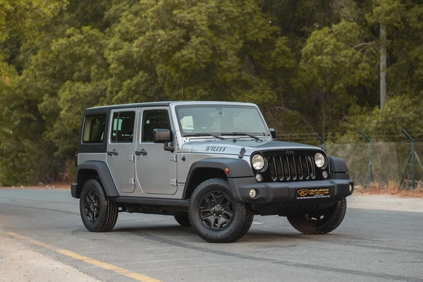 AED 2,122/Month | Jeep Service History | Free Warranty | GCC Specs | REF#J01654
