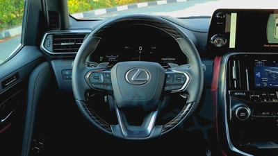 ( Only For Export ) 2026 Lexus LX 600 BB ‘’Signature’’ 3.5TT V6 AWD GCC 0Km BRAND NEW-6