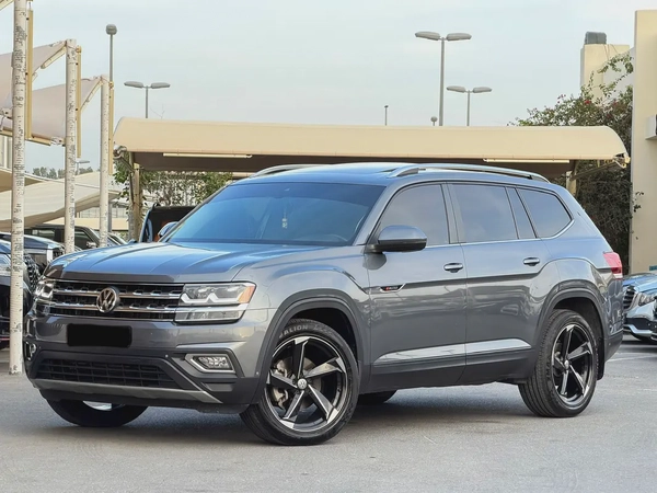 2019 Volkswagen Atlas SE - American Specs