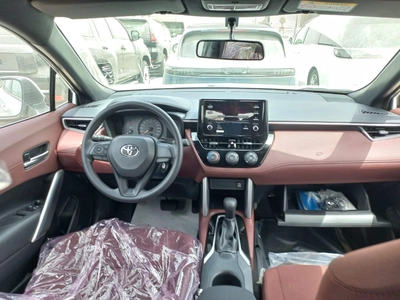 Toyota Corolla Cross 2025 – White Exterior-2