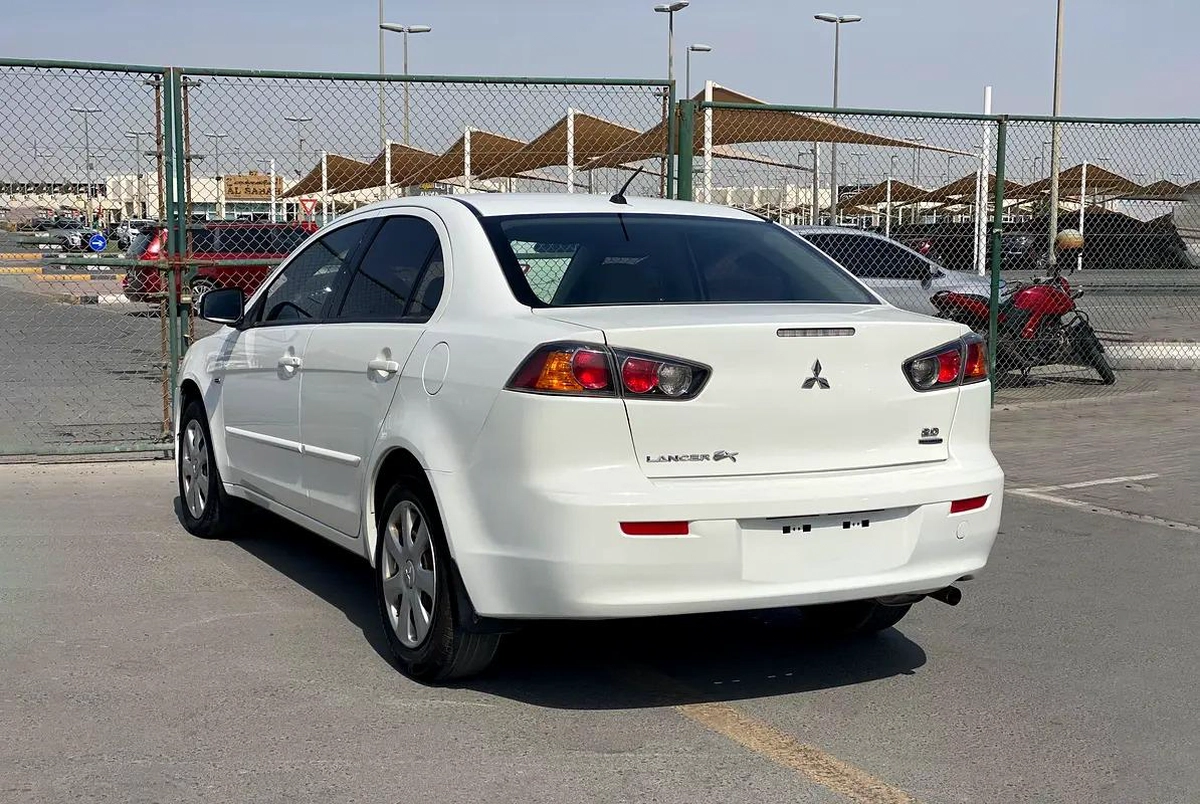 Mitsubishi Lancer EX GLX-5-5