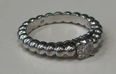 Van Cleef & Arpel Perlée solitaire 0.50carat EIF-1