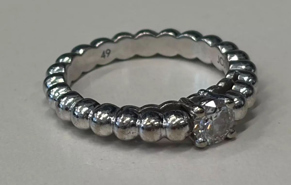 Van Cleef & Arpel Perlée solitaire 0.50carat EIF-1-1