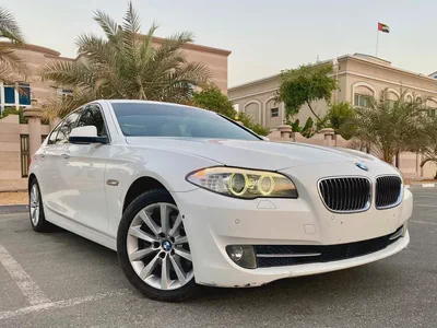 2013 BMW 530i ||FULL OPTION || 6 cylinder|| accident free|| original paint ||GCC SPECS-4