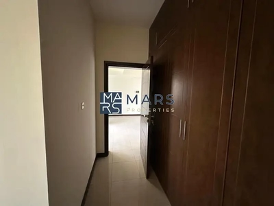 5 bedroom for rent in al barashi-12