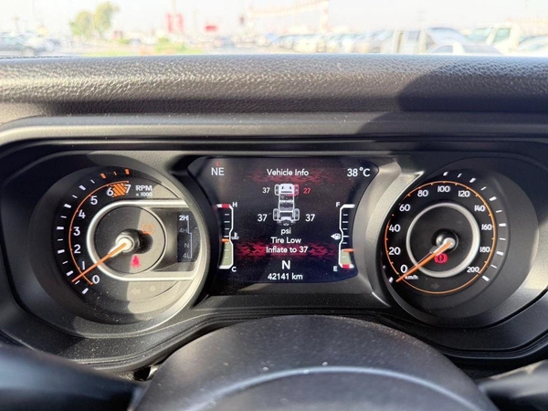 Jeep Wrangler SPORT full option