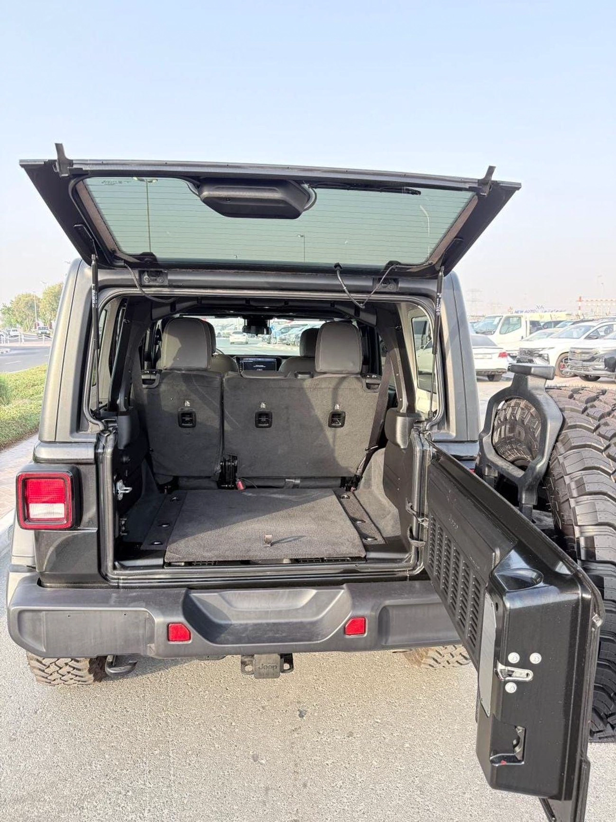 Jeep Wrangler SPORT full option-18-18