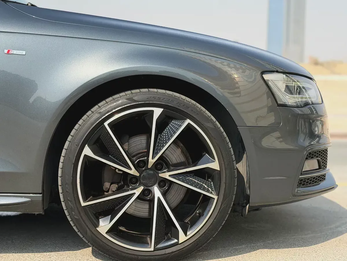 2013 Audi A4 S line - GCC Specs-3-3