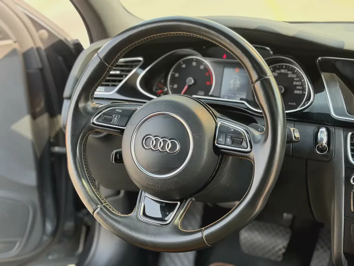 2013 Audi A4 S line - GCC Specs-5-5