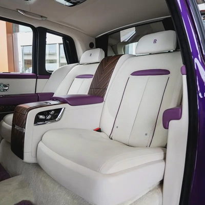 2019  ROLLS ROYCE CULLINAN SILVER BADGE GCC DONE 78,000KM-4