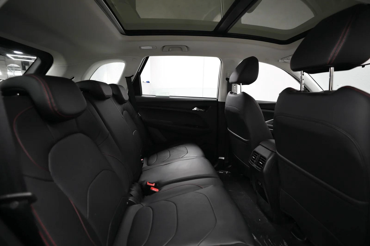 GCC | Chevrolet Captiva Premier | Full Option | Brand New | AE0D 1,100-12-12