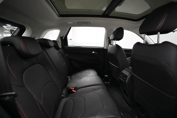 GCC | Chevrolet Captiva Premier | Full Option | Brand New | AE0D 1,100