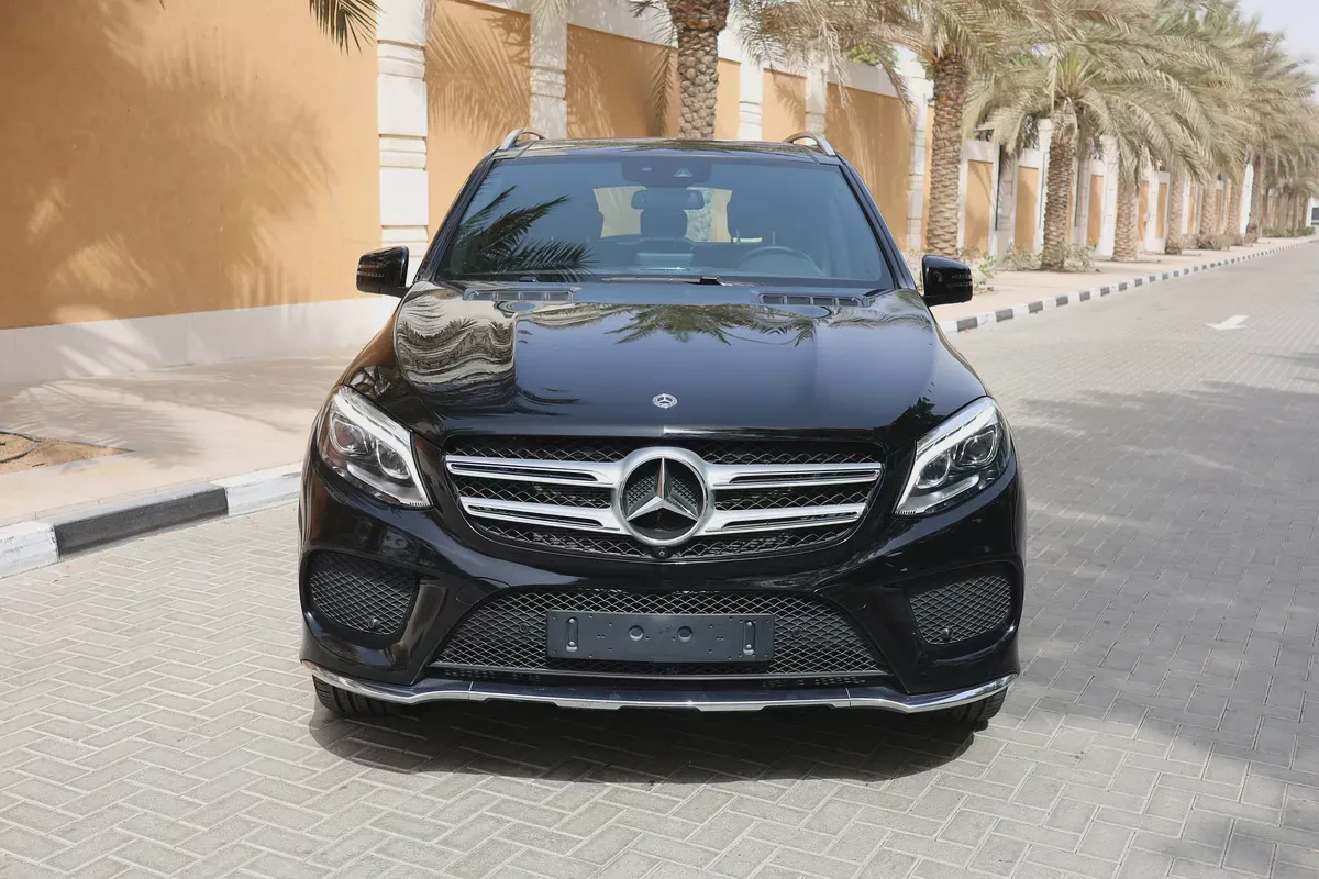 Mercedes-Benz GLE-Class-GLE 400 4Matic- 2018-116000KM-GCC SPECS-EXCELLENT CONDITION-4-4