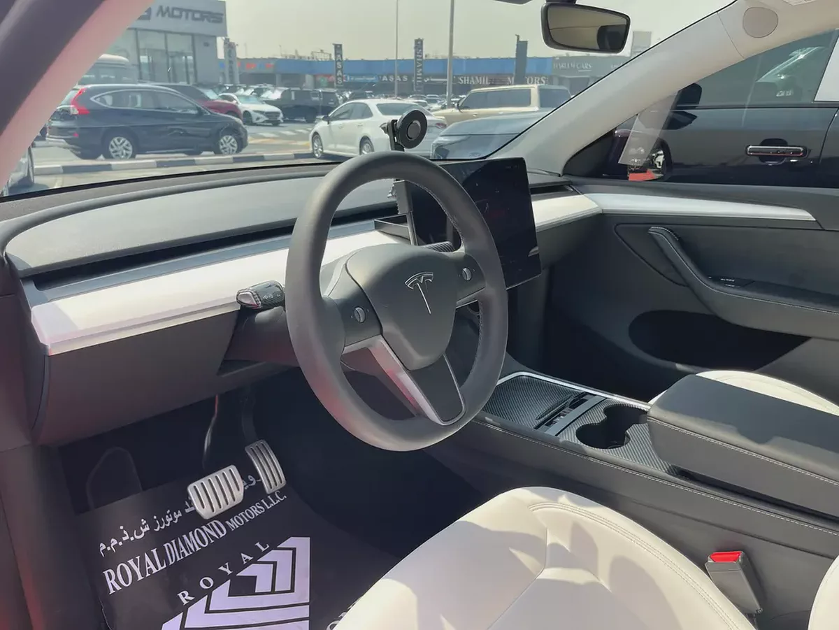 Tesla Model Y Performance 2024 GCC Specs - Brand New-6-6