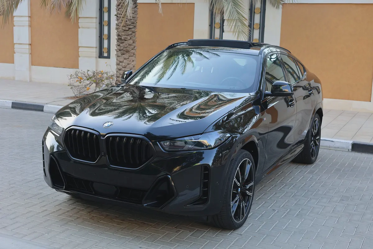 BMW X6 -Xdrive40i M SPORT-2024-65000KM-GCC SPECS-UNDER WARRANT-EXCELLENT CONDITION-4-4
