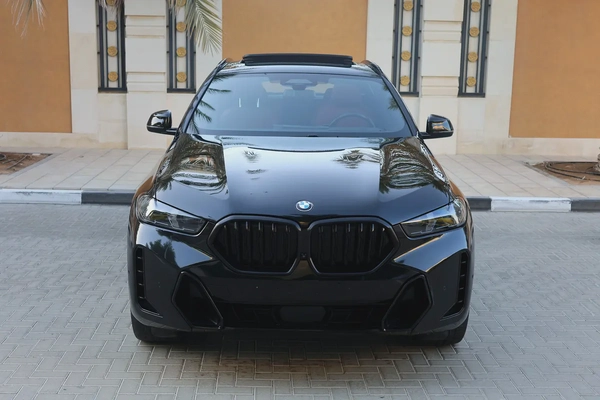 BMW X6 -Xdrive40i M SPORT-2024-65000KM-GCC SPECS-UNDER WARRANT-EXCELLENT CONDITION
