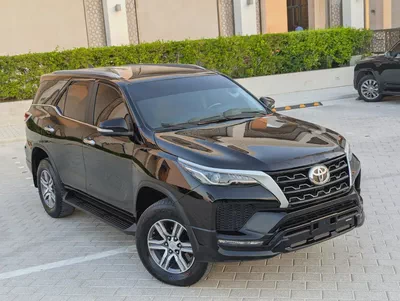 Toyota Fortuner 2017 Facelifted 2026 | 2.7L V4 4x4 GCC Specs | Excellent Condition SUV-9