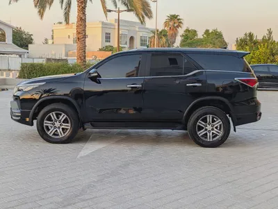 Toyota Fortuner 2017 Facelifted 2026 | 2.7L V4 4x4 GCC Specs | Excellent Condition SUV-6