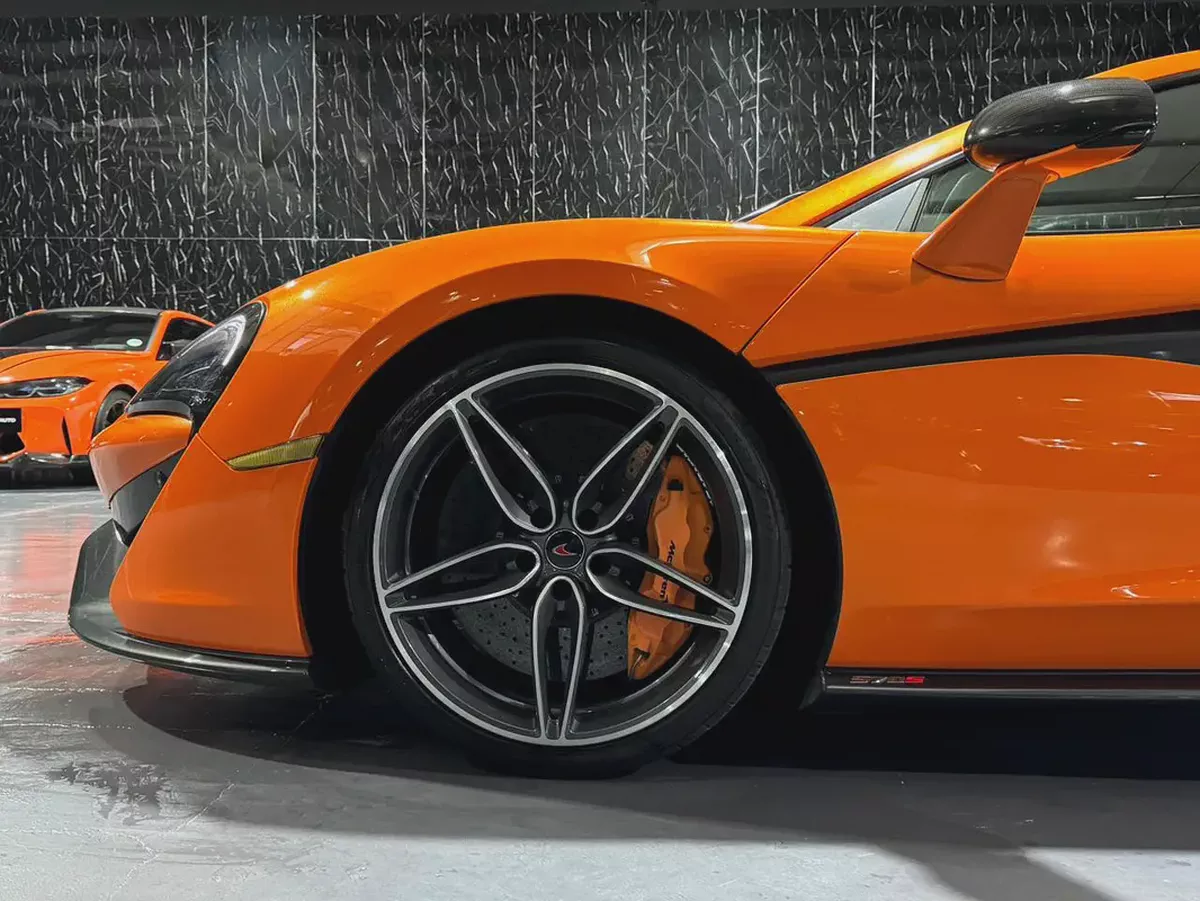 McLaren Warranty 02/2027 | McLaren Service Contract 02/2028 | Full Service History-14-14