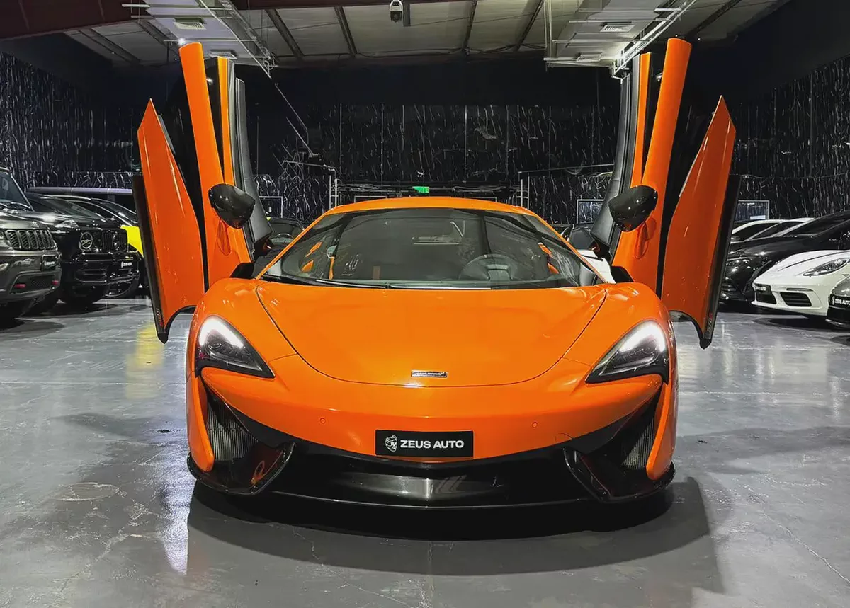 McLaren Warranty 02/2027 | McLaren Service Contract 02/2028 | Full Service History-4-4