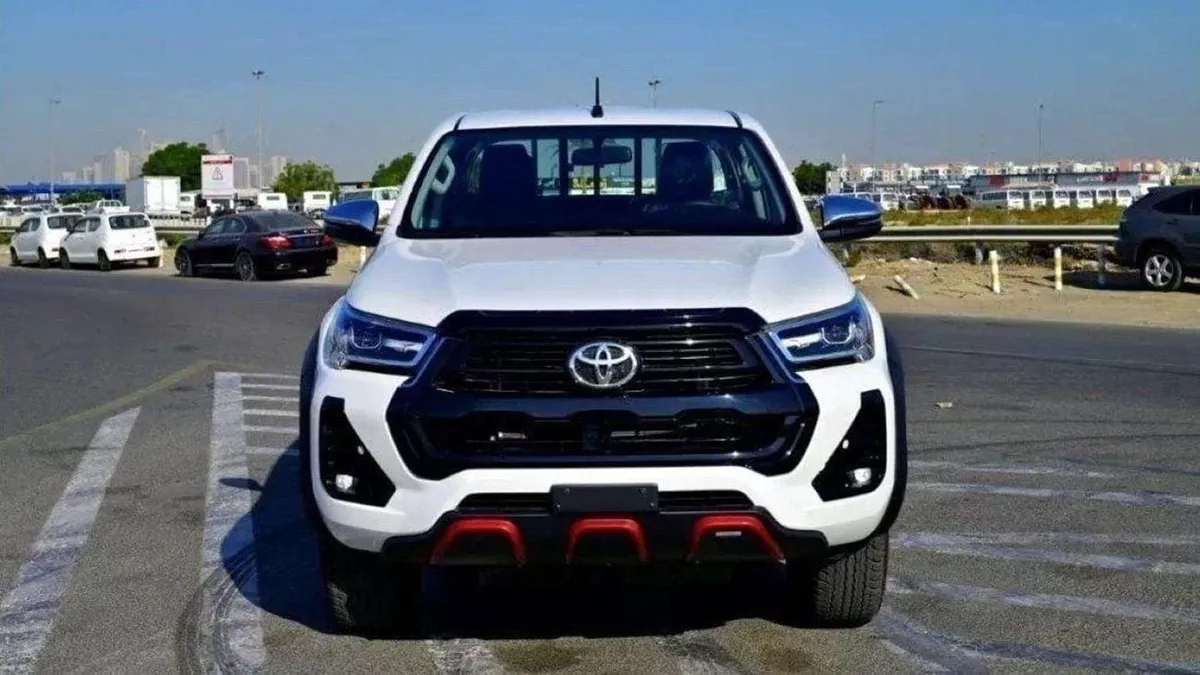 Toyota Hilux SGLX DC TRD 4.0L AWD-1-0