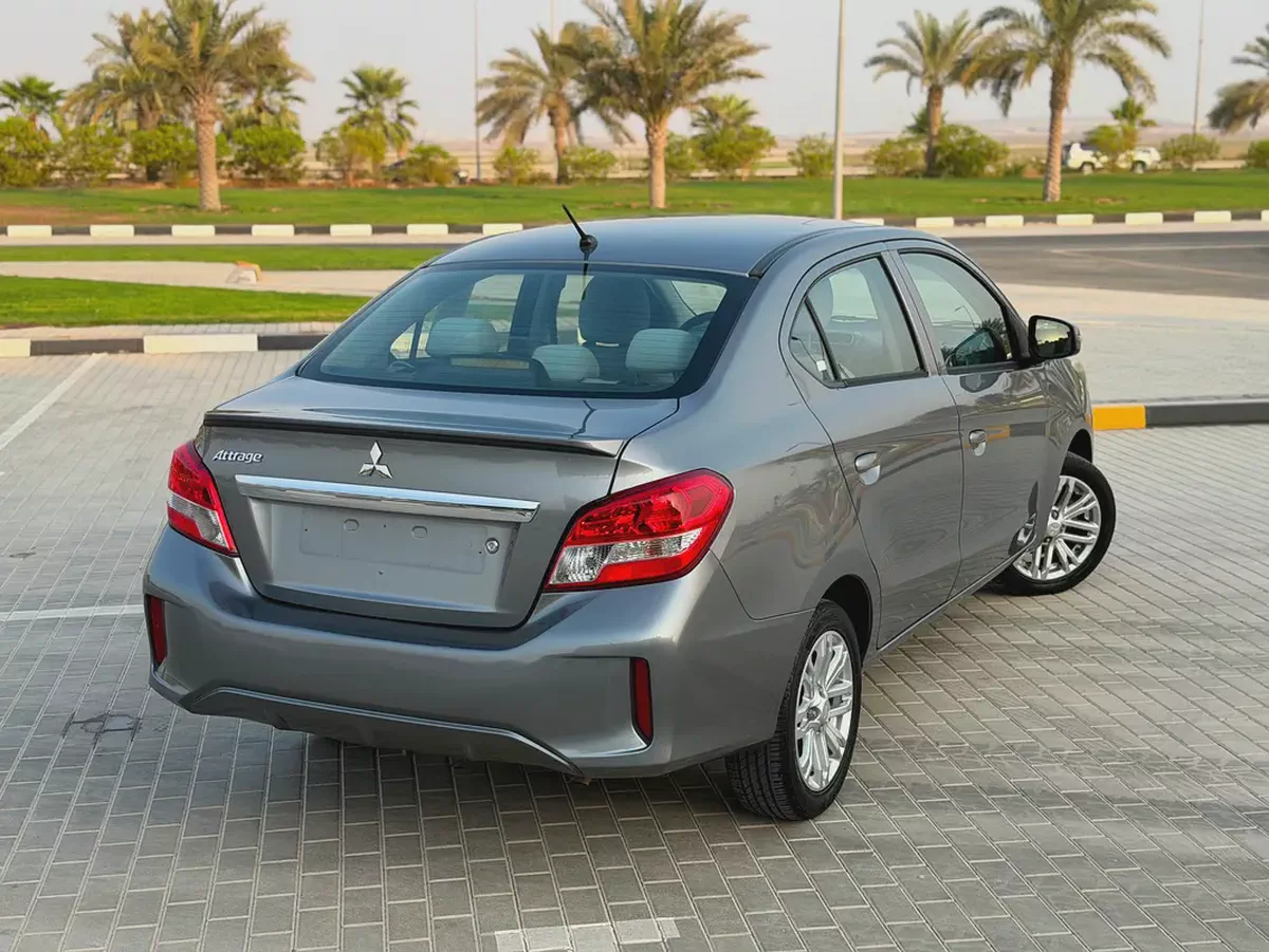 Mitsubishi Attrage 2021 GLX Medium Line GCC Specs - Fuel Efficient Family Sedan Premium Condition-14-14
