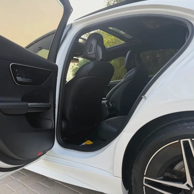 2022 Mercedes-Benz C300 4MATIC | Full Option | Panorama | 360 Camera | Like New-6