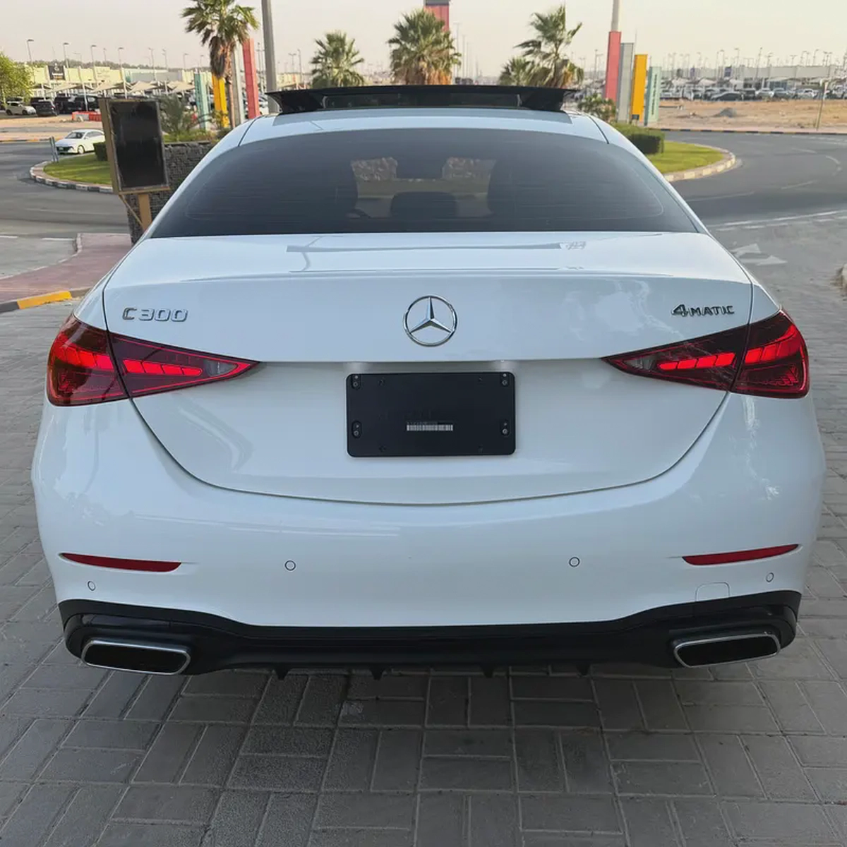 2022 Mercedes-Benz C300 4MATIC | Full Option | Panorama | 360 Camera | Like New-11-11