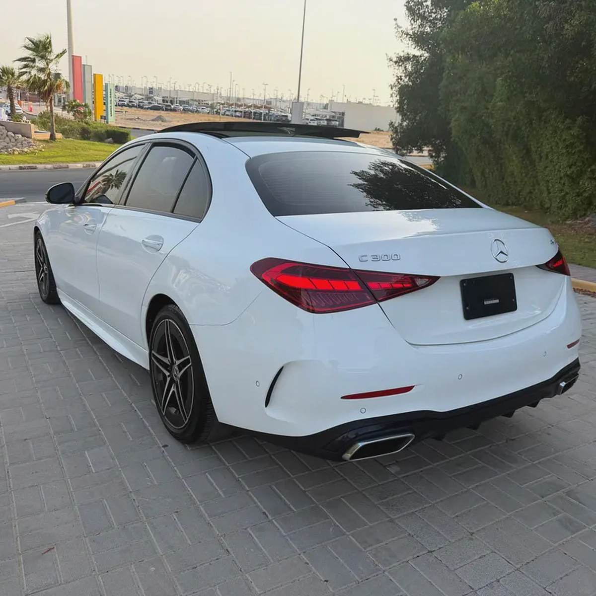 2022 Mercedes-Benz C300 4MATIC | Full Option | Panorama | 360 Camera | Like New-13-13