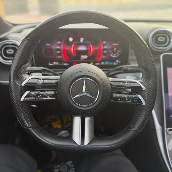 2022 Mercedes-Benz C300 4MATIC | Full Option | Panorama | 360 Camera | Like New