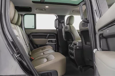 AED 4,622 / 60 months | 0% DP | 2021 Land Rover Defender 110 P400 SE First Edition-12