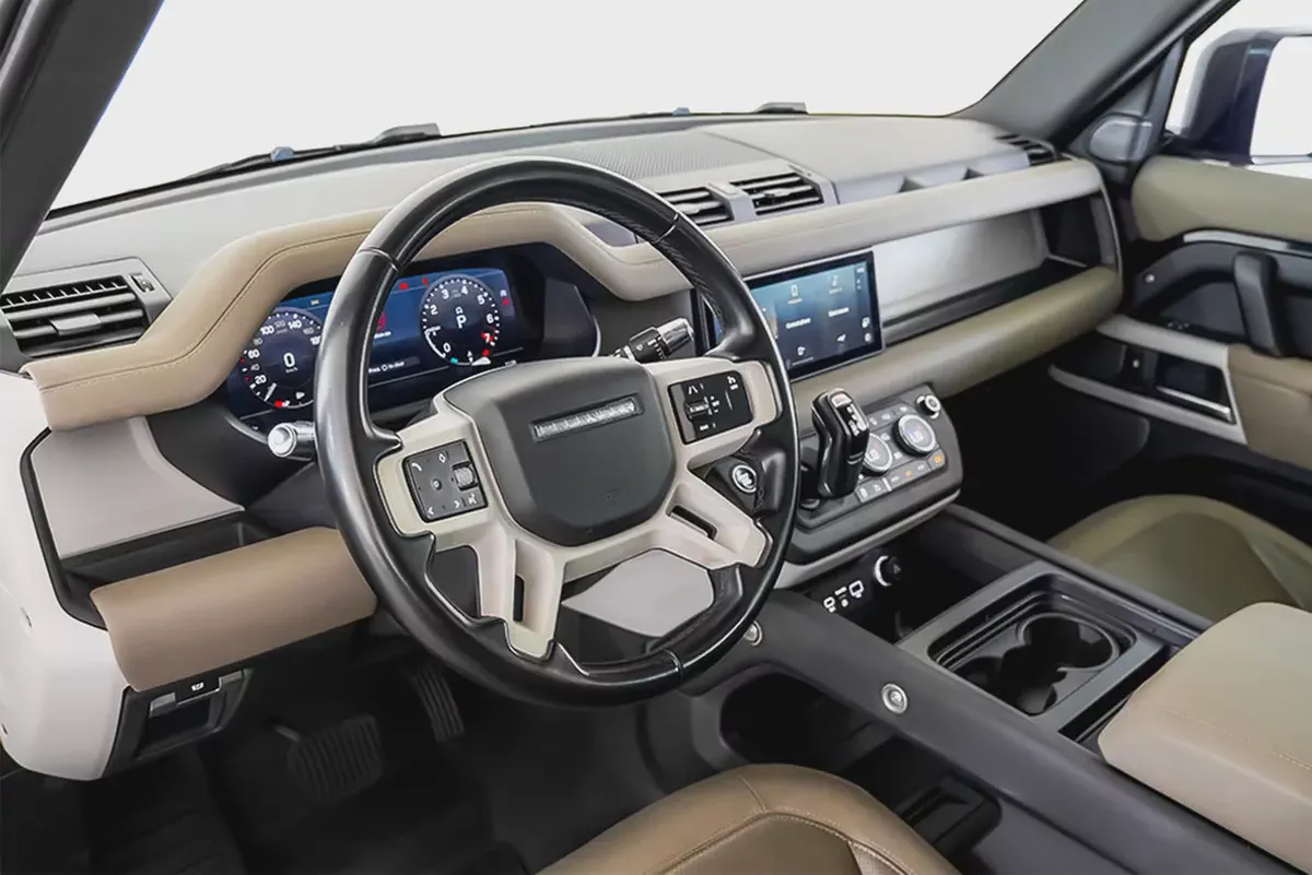 AED 4,622 / 60 months | 0% DP | 2021 Land Rover Defender 110 P400 SE First Edition-5-5