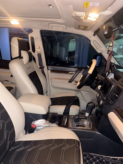 Mitsubishi Pajero 2013 GLS GCC-5