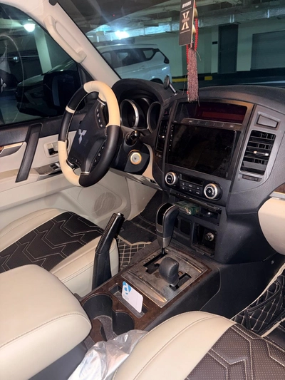 Mitsubishi Pajero 2013 GLS GCC-7