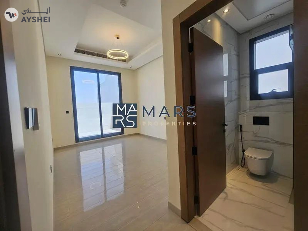 Villa-5 bedrooms in Al Hoshi – Close to the Main Entrance of the Area