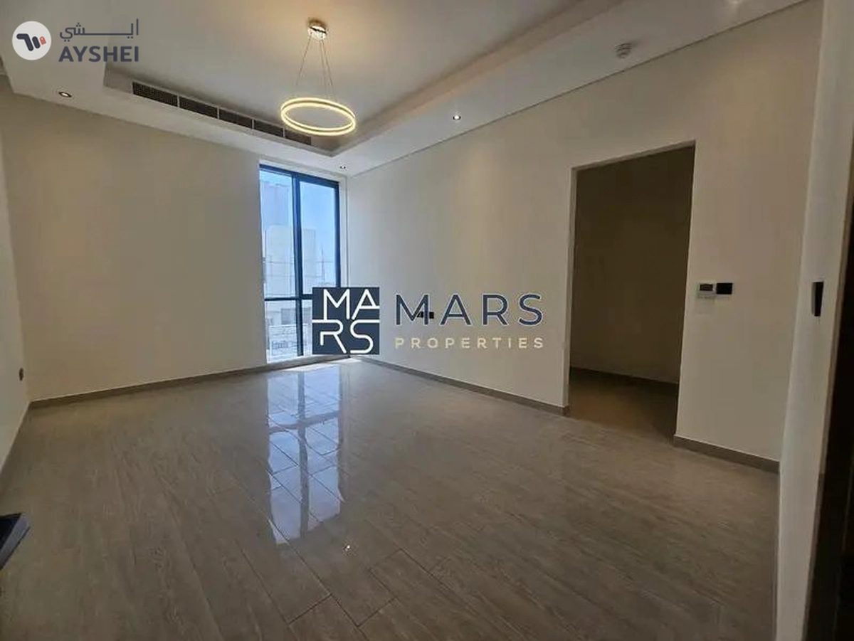 Villa-5 bedrooms in Al Hoshi – Close to the Main Entrance of the Area